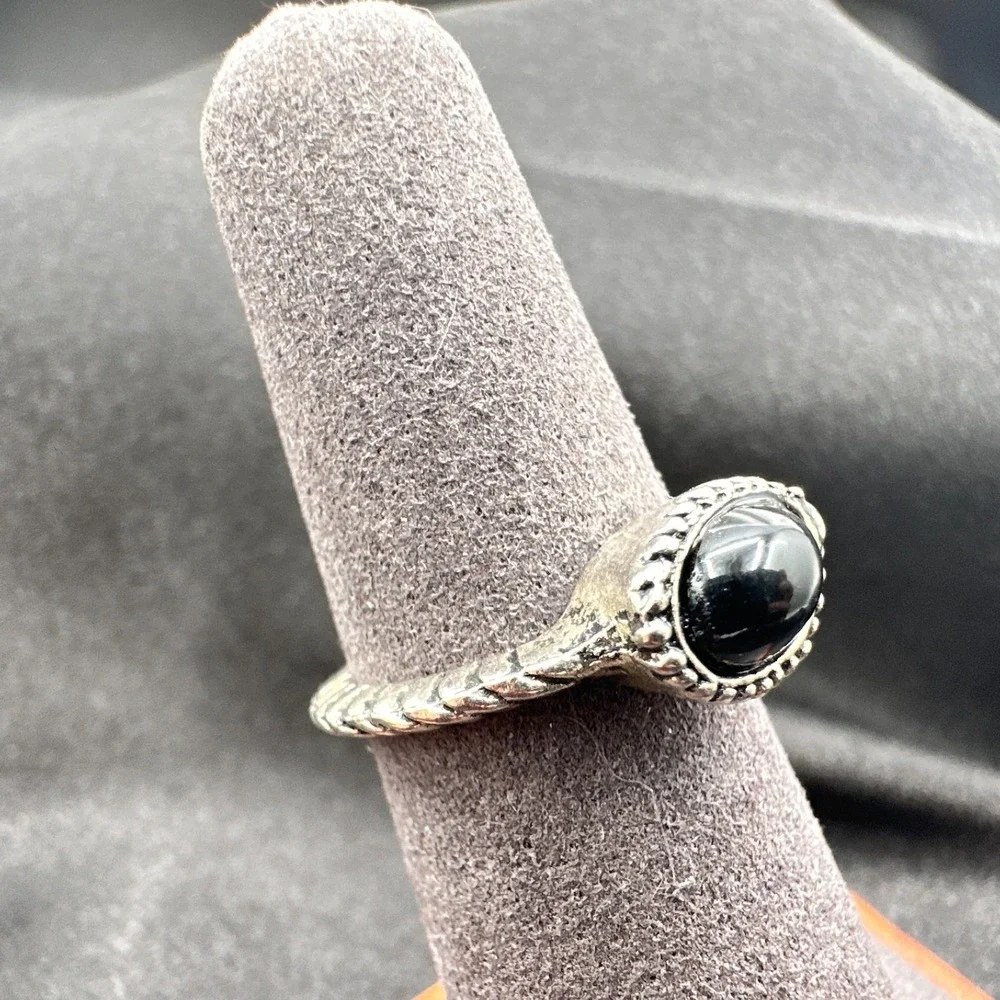 Vintage Y2K Silver Tone‎ Black Onyx Stone Ring Women's Classic Fashion Jewelry